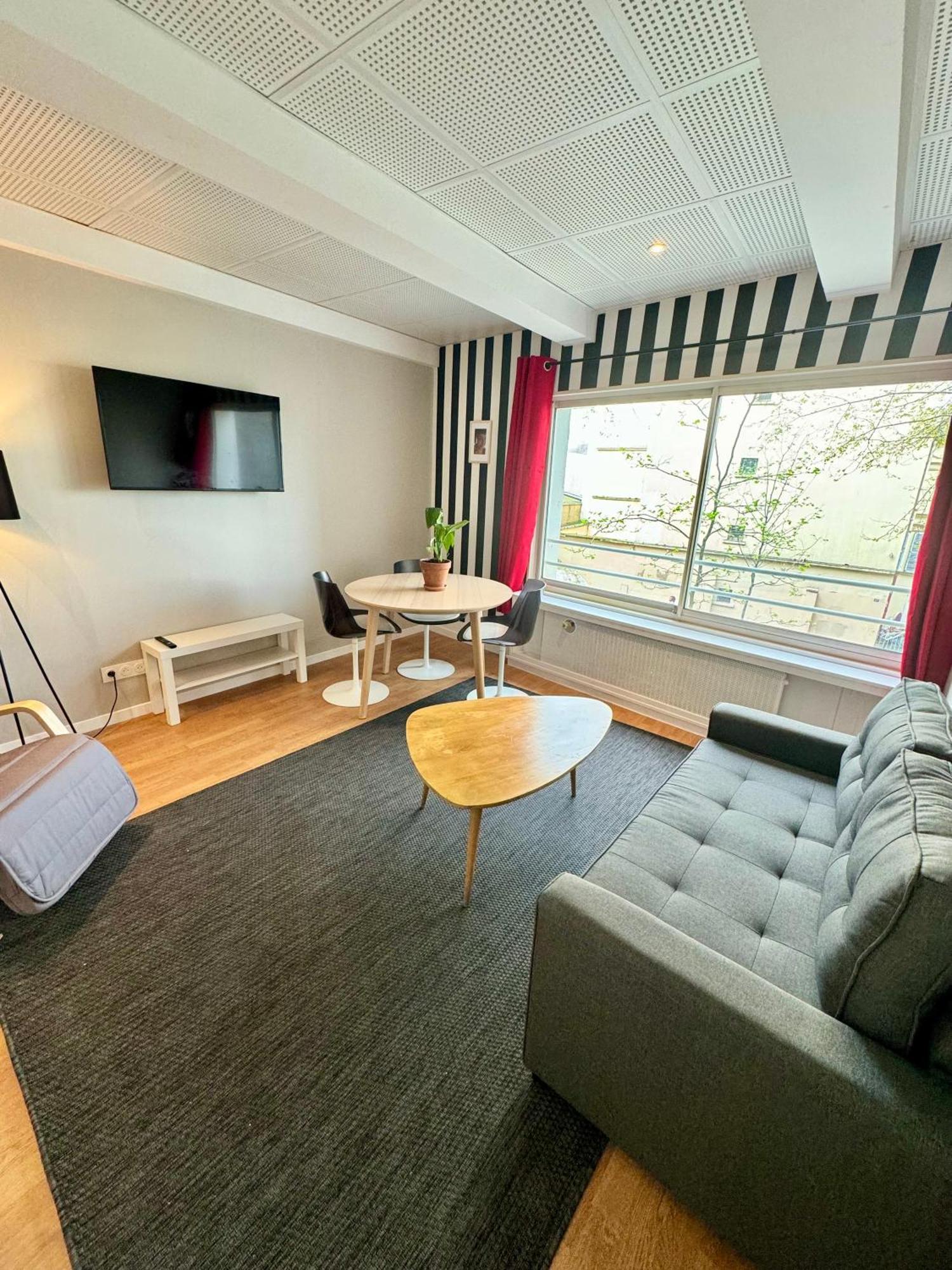 Appartement Lumineux Et Renove Pres De Montmartre "Amelie" Paris Exterior photo